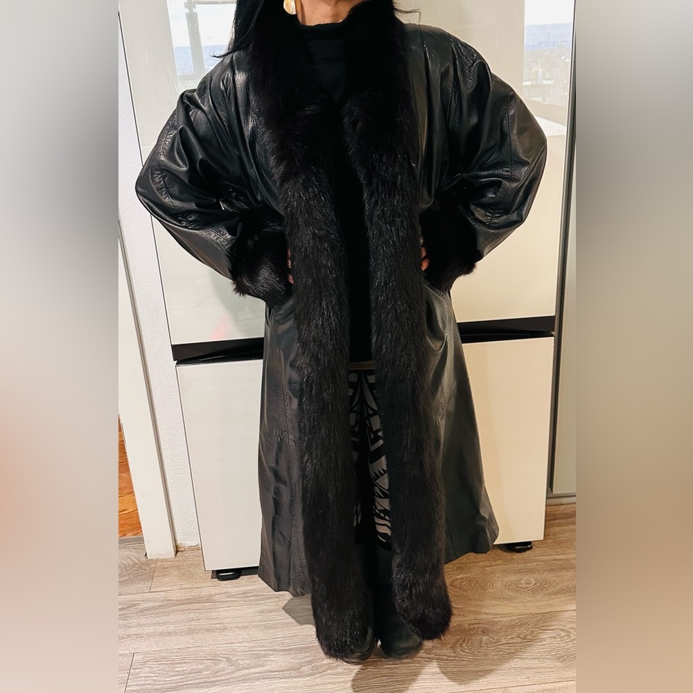 VERICCI Black Leather & Black Fox Fur Drama Coat Plus